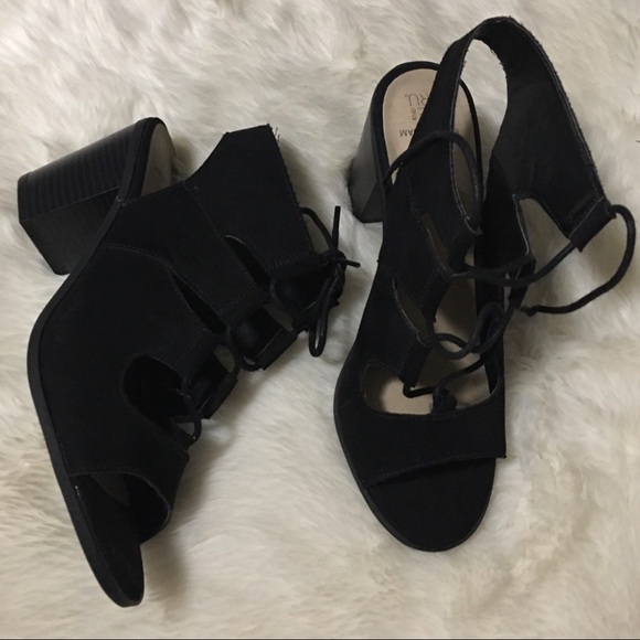 Time and Tru Shoes - strappy lace up gladiator chunky summer heels